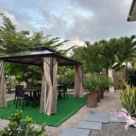 Mokara Holiday Apartment Anse Royale Exterior foto